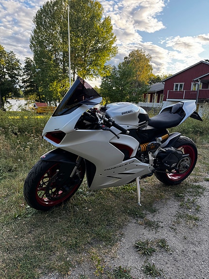 Ducati Panigale V2 955 7 of 27