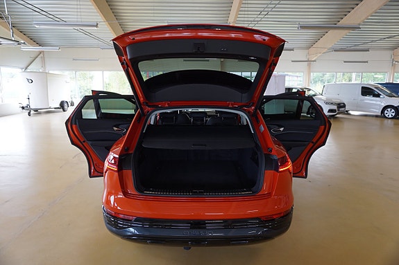 Audi Q8 e-tron 5 of 15