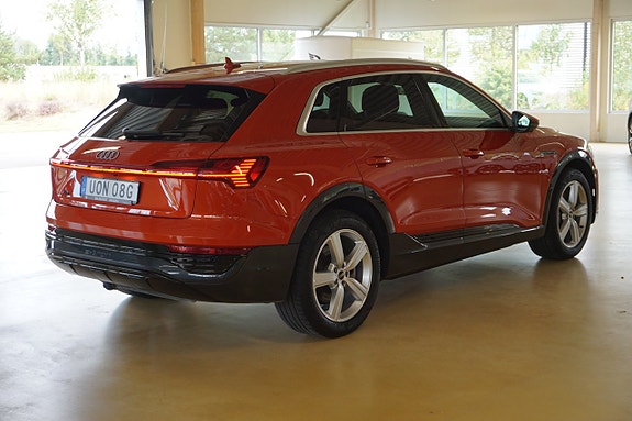 Audi Q8 e-tron 2 of 15
