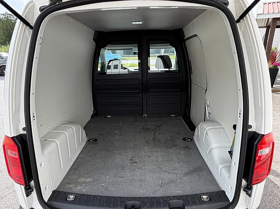 Volkswagen Caddy 11 of 11