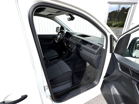 Volkswagen Caddy 9 of 11