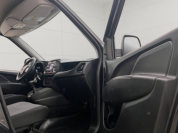 Fiat Doblo 24 of 28