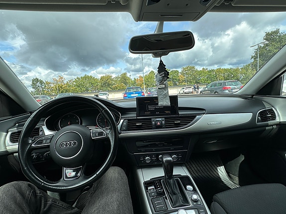 Audi A6 7 of 13