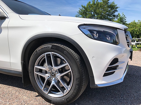Mercedes-Benz GLC220 d 4 of 18