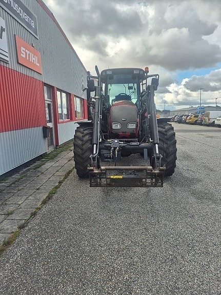 Valtra C 120 2 of 9