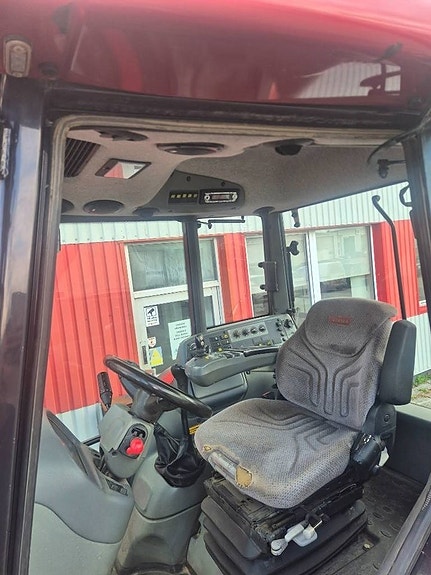 Valtra C 120 7 of 9