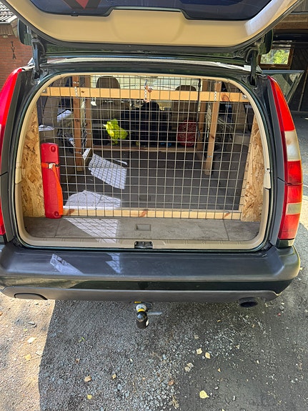 Volvo XC70 10 of 11