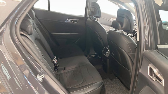Kia Sportage 5 of 9