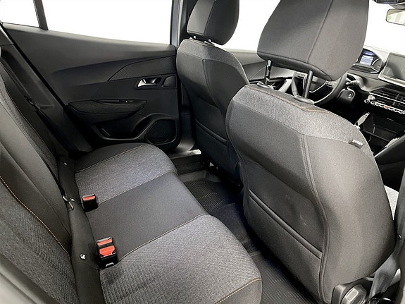 Peugeot 2008 13 of 16