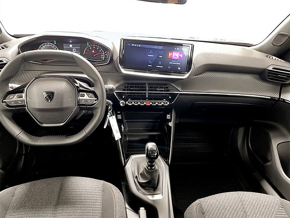 Peugeot 2008 6 of 16