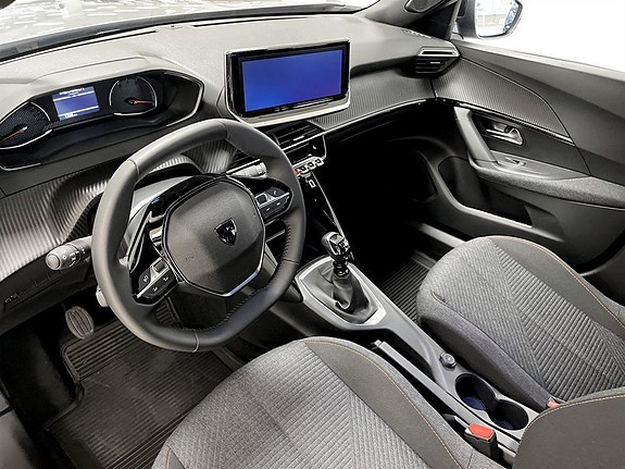Peugeot 2008 4 of 16