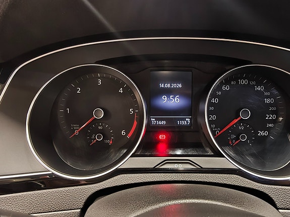 Volkswagen Passat 13 of 13
