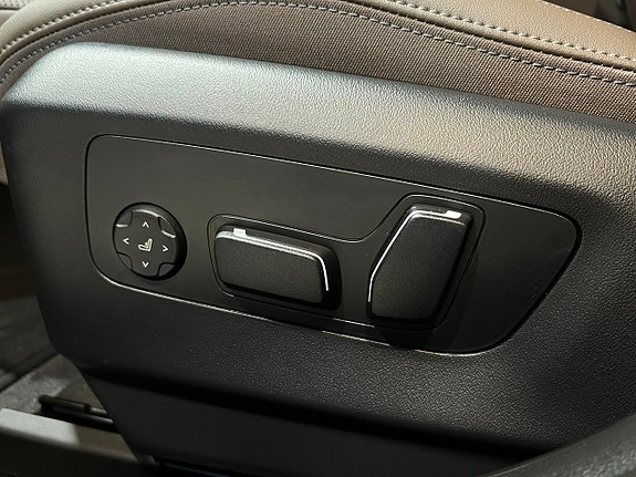 BMW i5 11 of 21