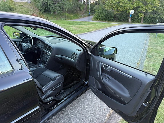Volvo S60 11 of 16