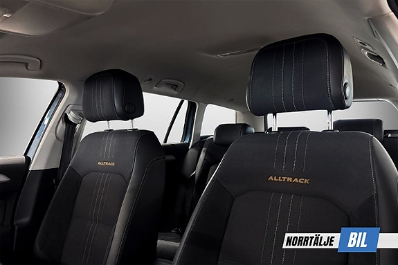 Volkswagen Passat Alltrack 9 of 17