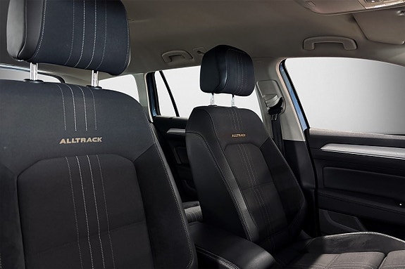 Volkswagen Passat Alltrack 11 of 17