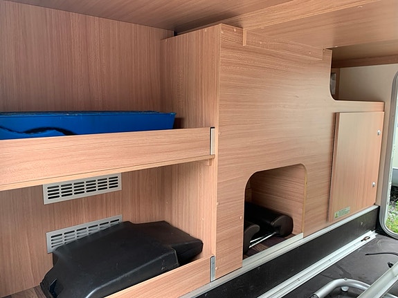 Knaus Sky Ti 700 MEG 13 of 13