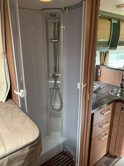 Knaus Sky Ti 700 MEG 7 of 13