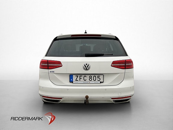 Volkswagen Passat 3 of 30