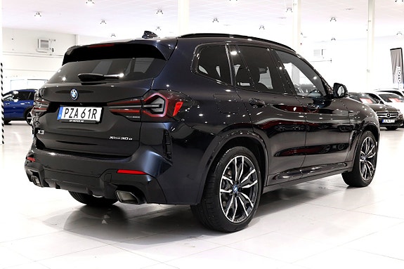 BMW X3 3 of 29
