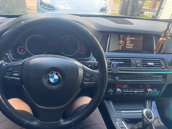 BMW 520d 13 of 20
