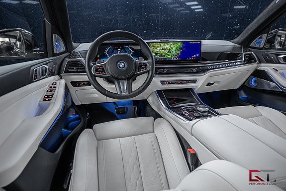 BMW X5 11 of 24