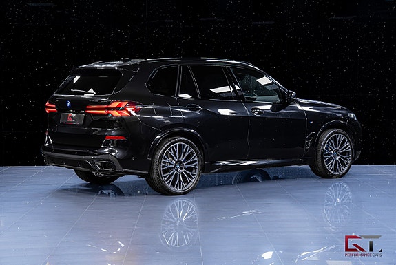 BMW X5 8 of 24