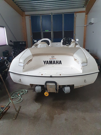 Yamaha jetbåt 5 of 5