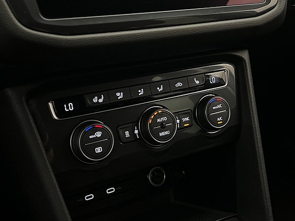 Volkswagen Tiguan Allspace 22 of 30