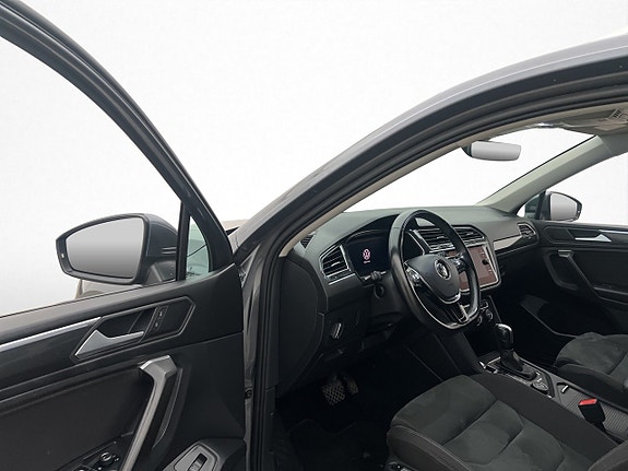 Volkswagen Tiguan Allspace 11 of 30