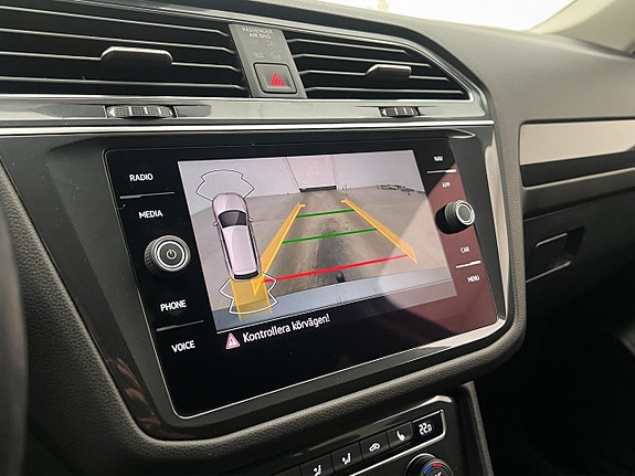 Volkswagen Tiguan Allspace 20 of 30