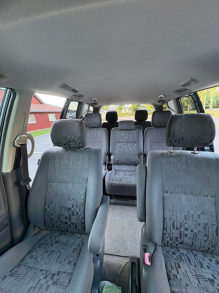 Toyota Previa 7 of 7