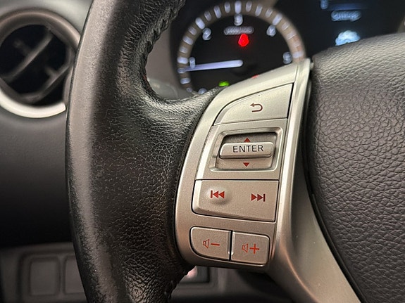 Nissan Navara 21 of 30