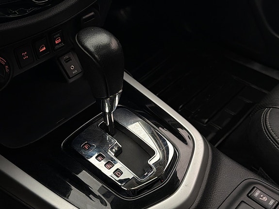 Nissan Navara 29 of 30