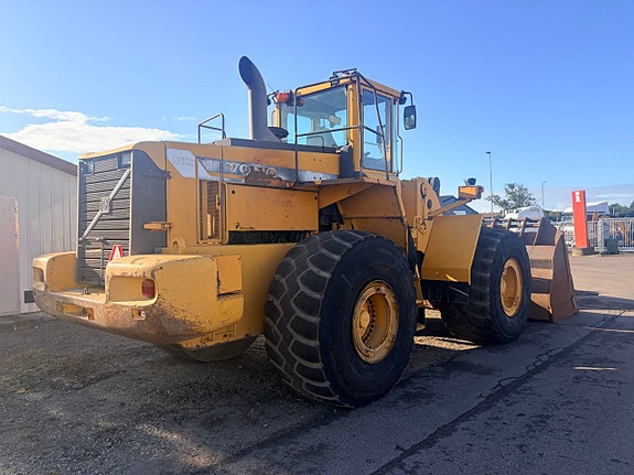 Volvo L 220 D 3 of 12