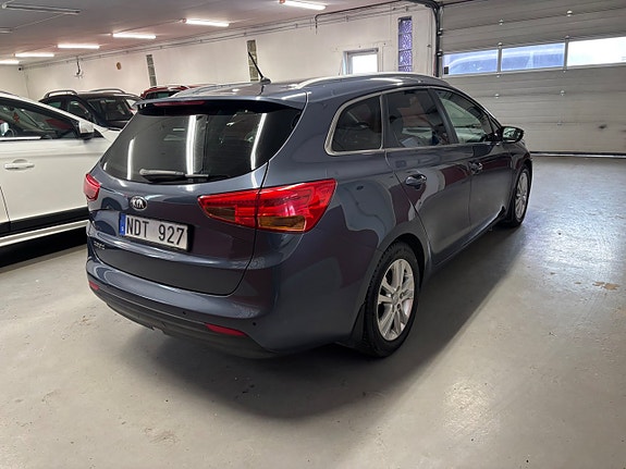 Kia Ceed 3 of 7