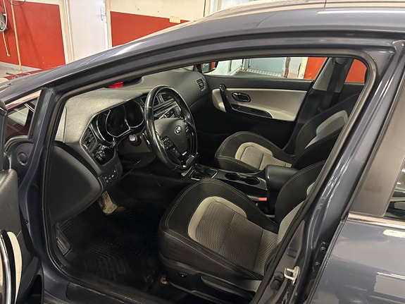 Kia Ceed 5 of 7