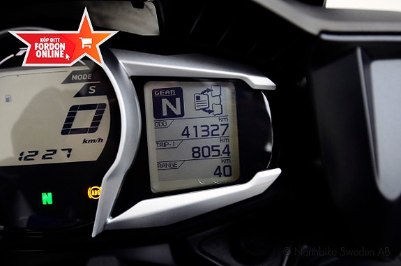 Yamaha FJR1300A 9 of 10