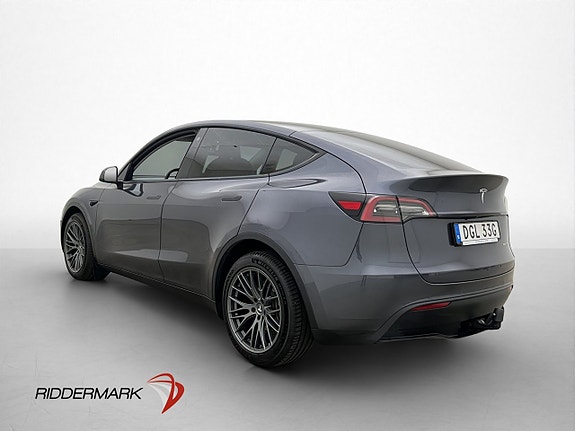 Tesla Model Y 6 of 30
