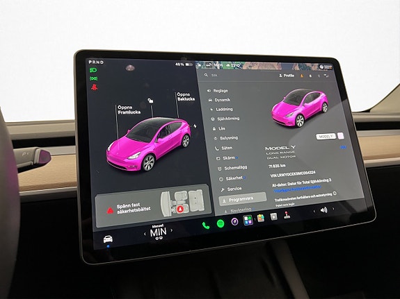 Tesla Model Y 25 of 30