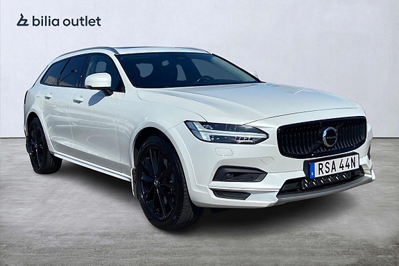 Volvo V90 Cross Country 8 of 30
