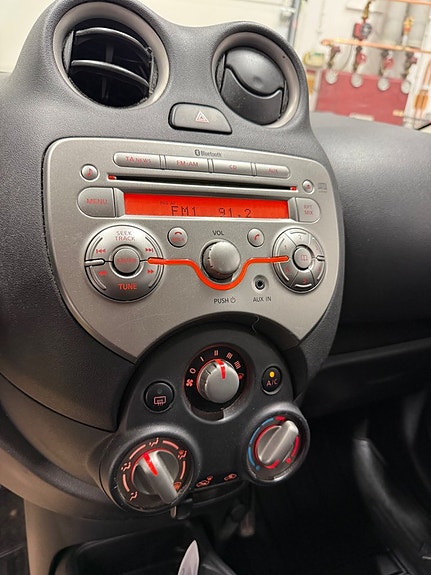 Nissan Micra 8 of 11