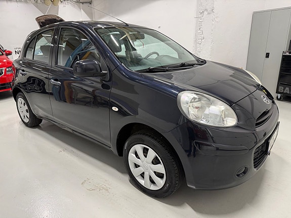 Nissan Micra 2 of 11