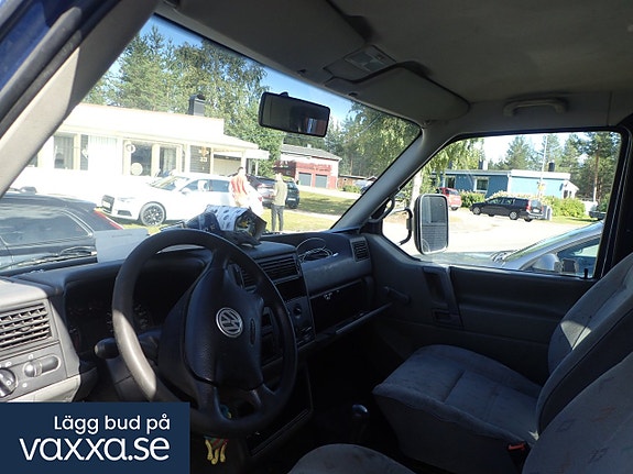 Volkswagen Transporter 13 of 27