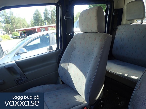 Volkswagen Transporter 15 of 27