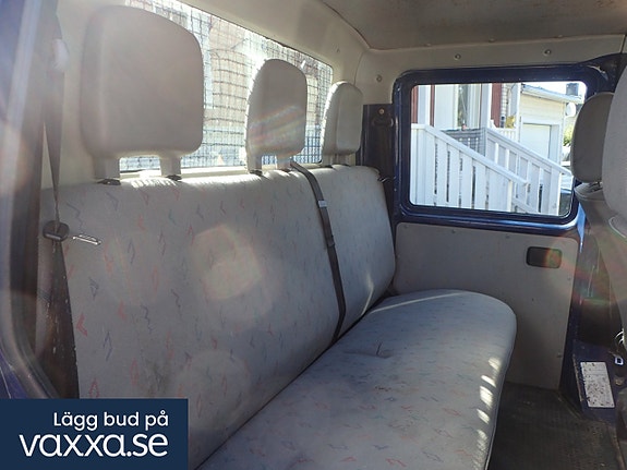 Volkswagen Transporter 18 of 27