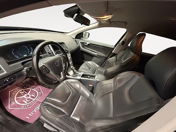 Volvo XC60 9 of 16