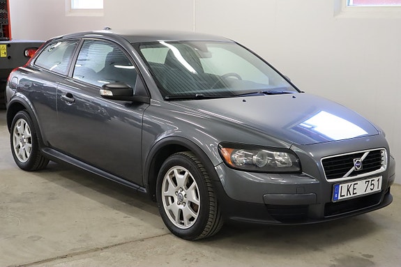 Volvo C30 3 of 19