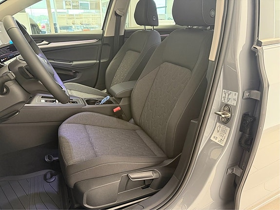Volkswagen Golf I 9 of 21
