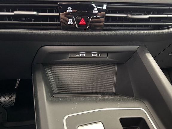 Volkswagen Golf I 19 of 21